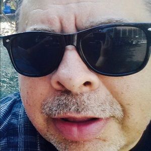 Meet your Posher, Nicholas